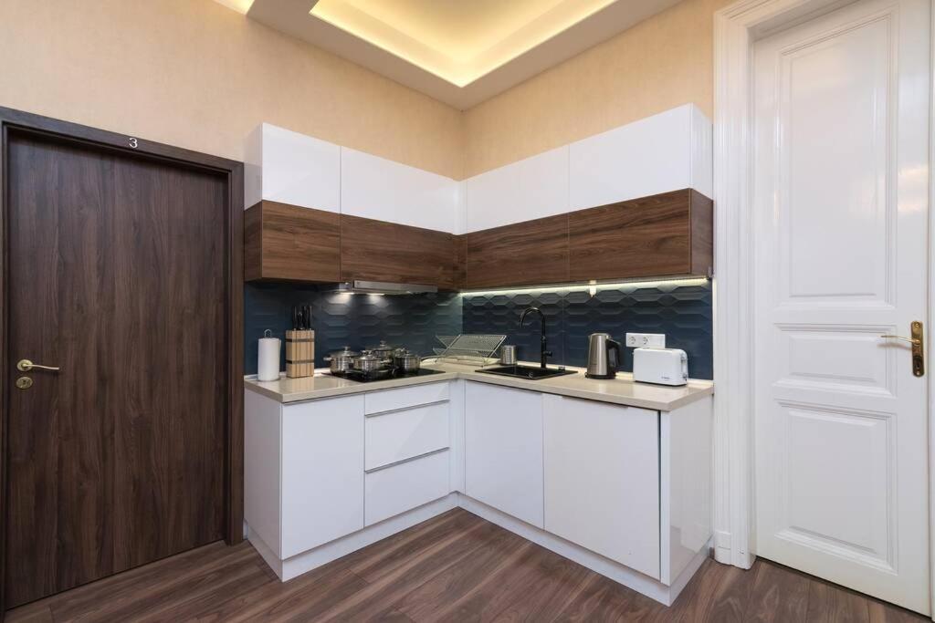 בודפשט Contemporary Hidden Gem Art-Deco Residence מראה חיצוני תמונה