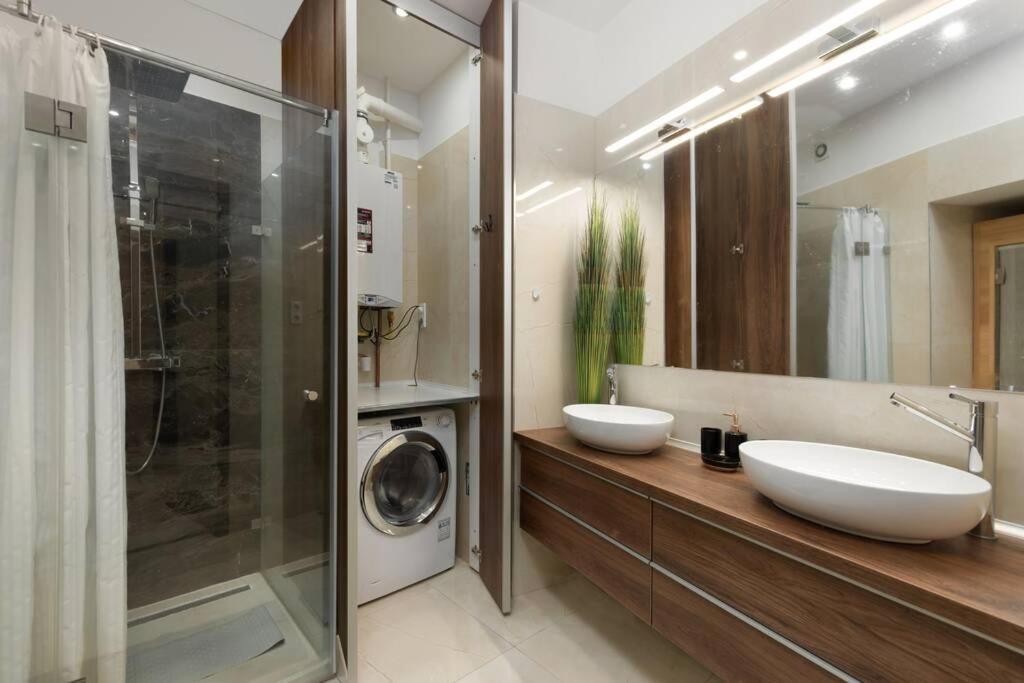 בודפשט Contemporary Hidden Gem Art-Deco Residence מראה חיצוני תמונה